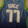 Баскетбольная майка NBA Даллас Маверикс № 77 Лука Дончич синяя MAVS SWINGMAN фото 3 &mdash; NBAform.ru